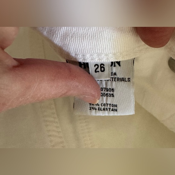 Hudson women’s white shorts size 26 - Picture 3 of 3